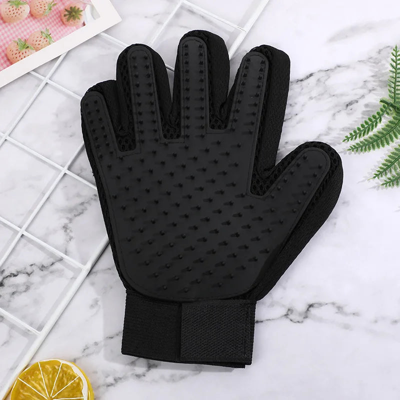 Pet Grooming Glove for Cats and Dogs - Deshedding Brush and Massage Comb - the hidden spot 